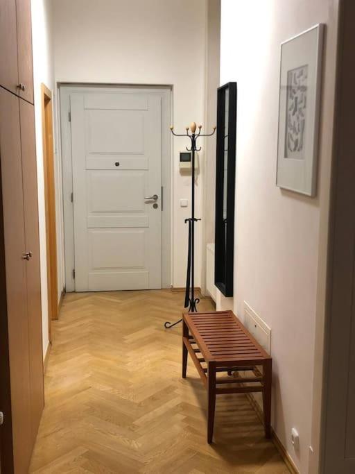 Exclusive Unique - * Praag
